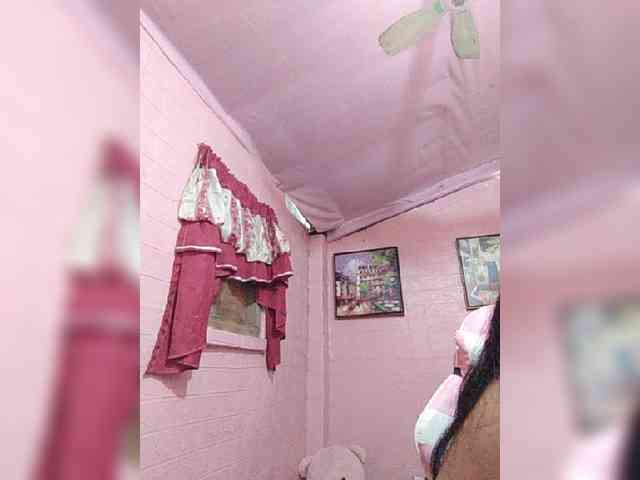 hornylittleprincess69 webcam