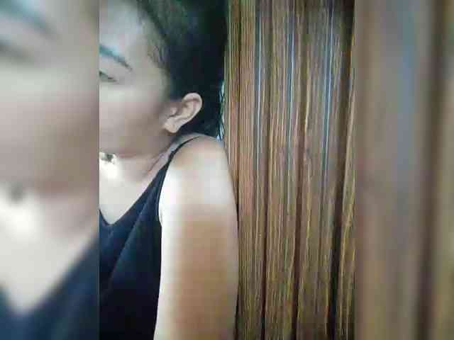 hornylittleprincess69 webcam