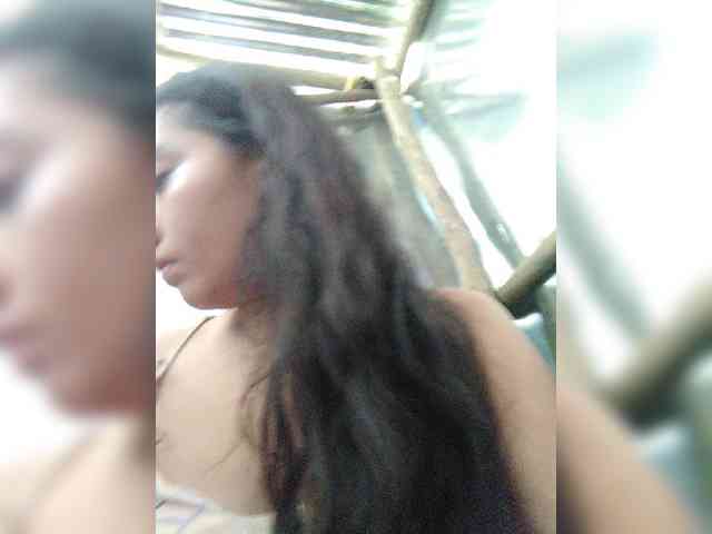 hornylittleprincess69