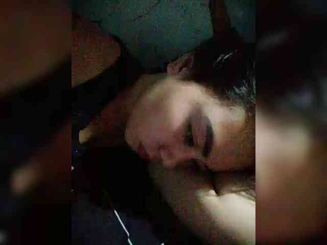 hornylittleprincess69 webcam