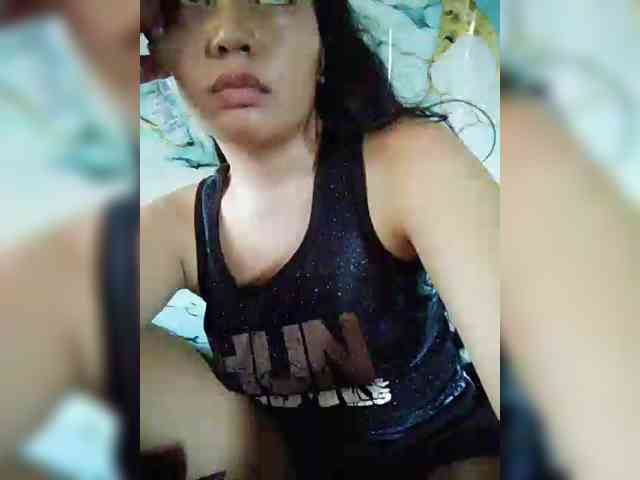 hornylittleprincess69 webcam