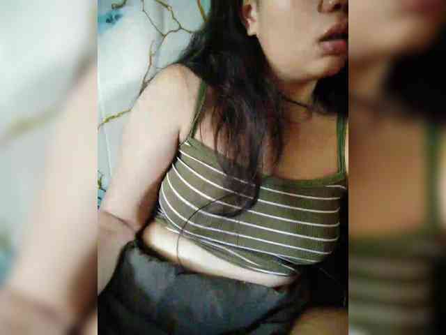 hornylittleprincess69 webcam