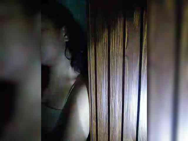 hornylittleprincess69
