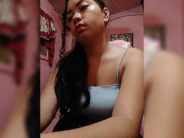 hornylittleprincess69 webcam