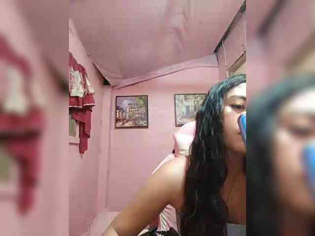 hornylittleprincess69