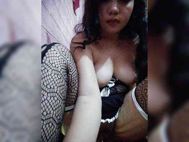 hornylittleprincess69 webcam