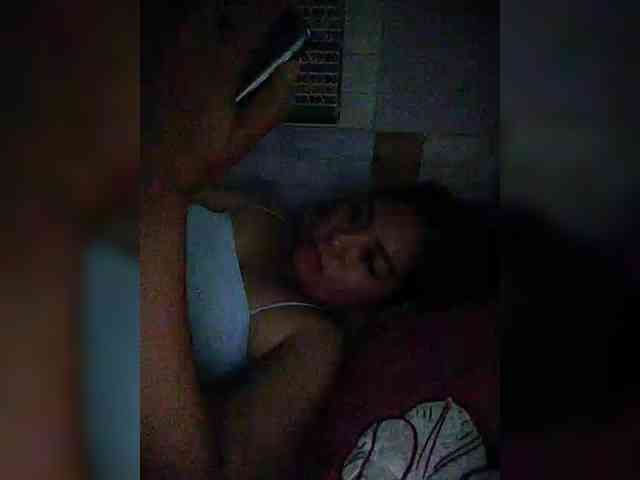 hornylittleprincess69