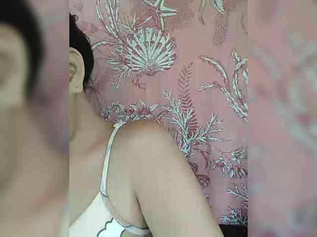 hornylittleprincess69 webcam