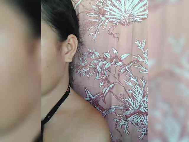 hornylittleprincess69