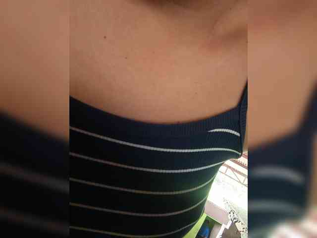 hornylittleprincess69 webcam
