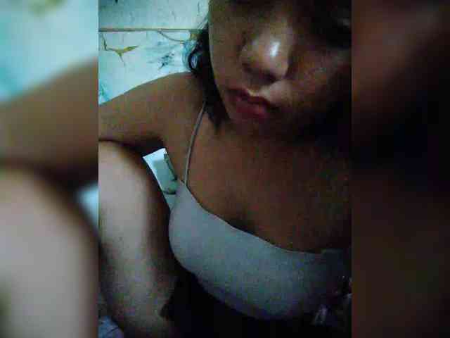 hornylittleprincess69 webcam