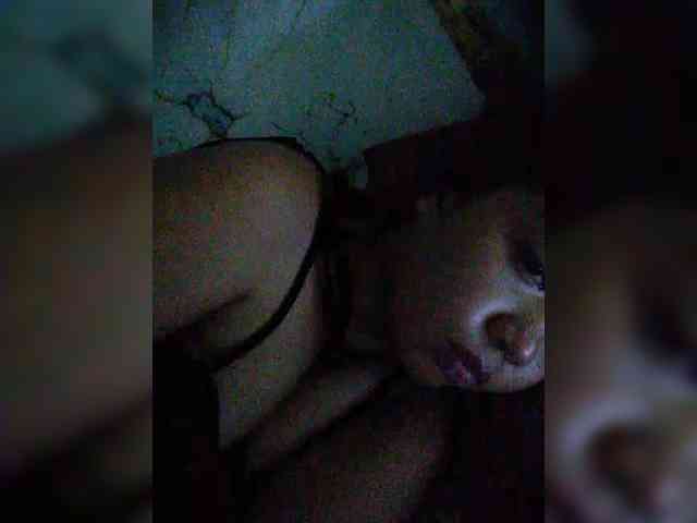 hornylittleprincess69