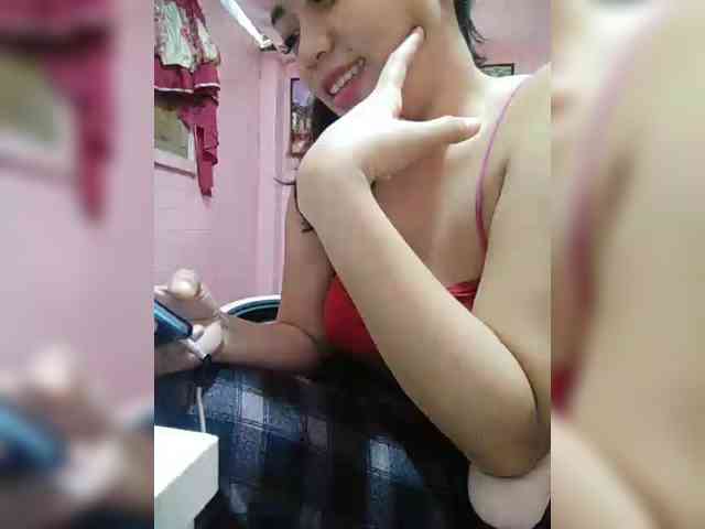 hornylittleprincess69 webcam