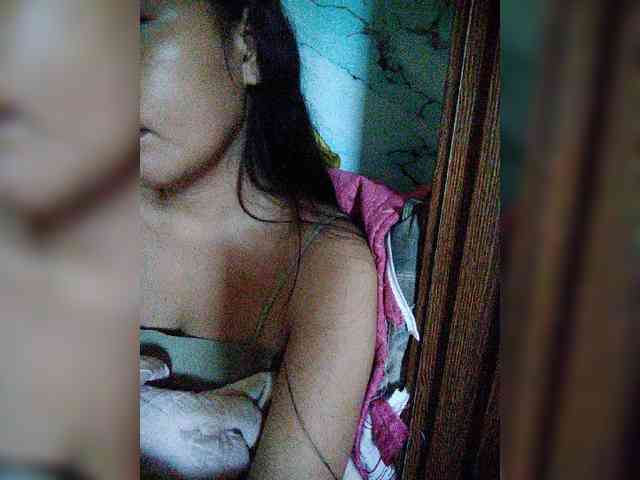 hornylittleprincess69 webcam