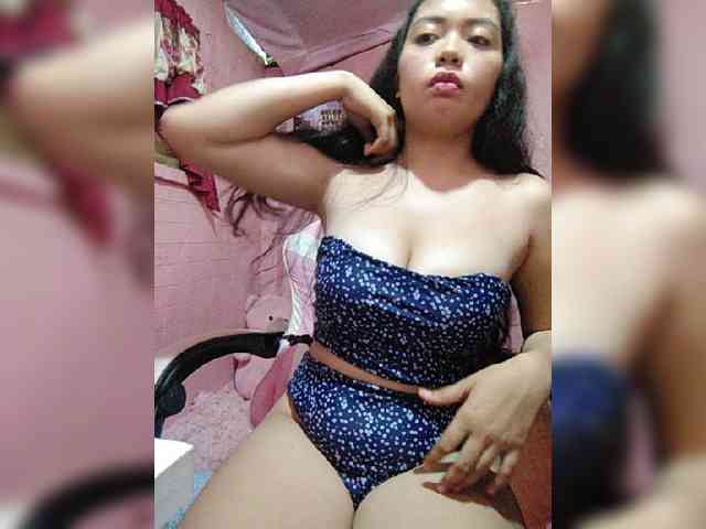 hornylittleprincess69 webcam