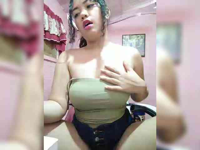 hornylittleprincess69