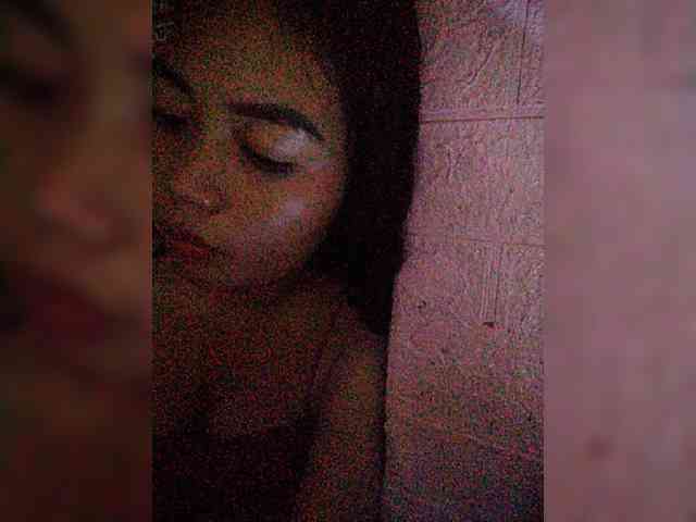 hornylittleprincess69 webcam