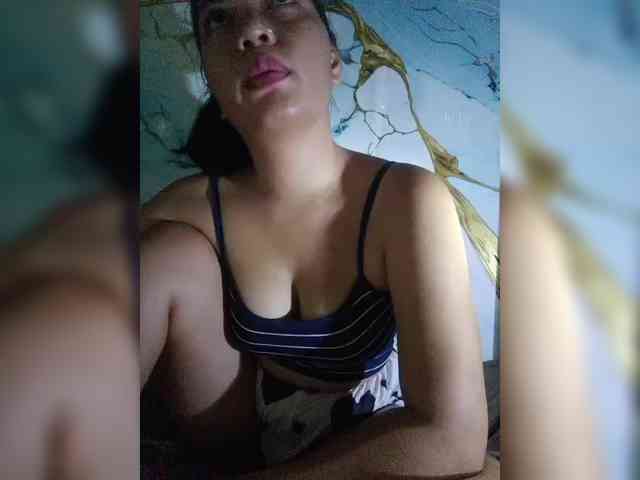 hornylittleprincess69 webcam