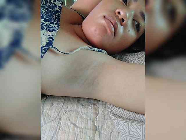 hornylittleprincess69 webcam