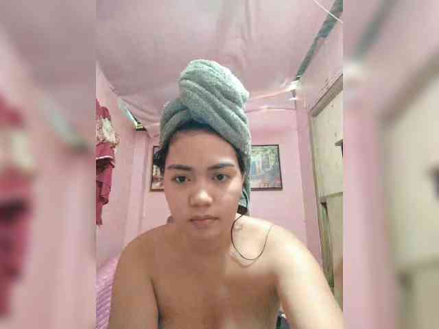 hornylittleprincess69