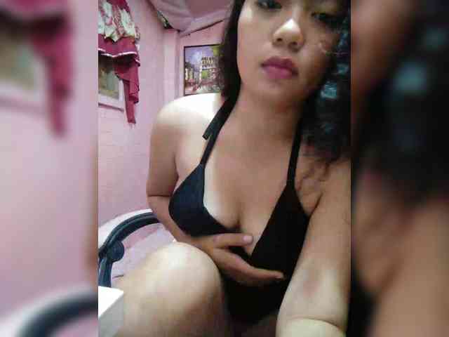 hornylittleprincess69