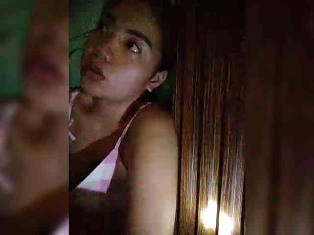 hornylittleprincess69