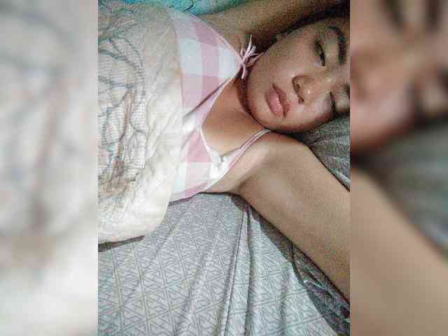 hornylittleprincess69 webcam