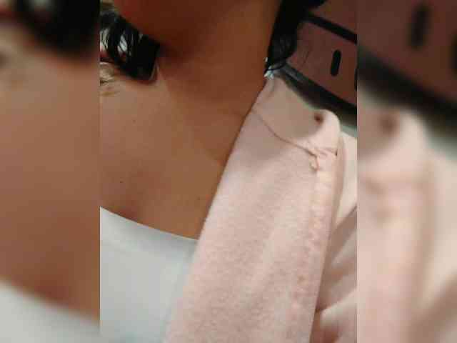 hornylittleprincess69