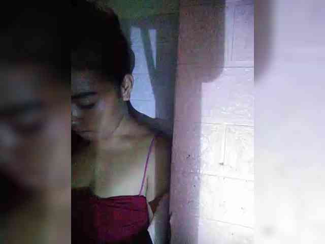 hornylittleprincess69 webcam