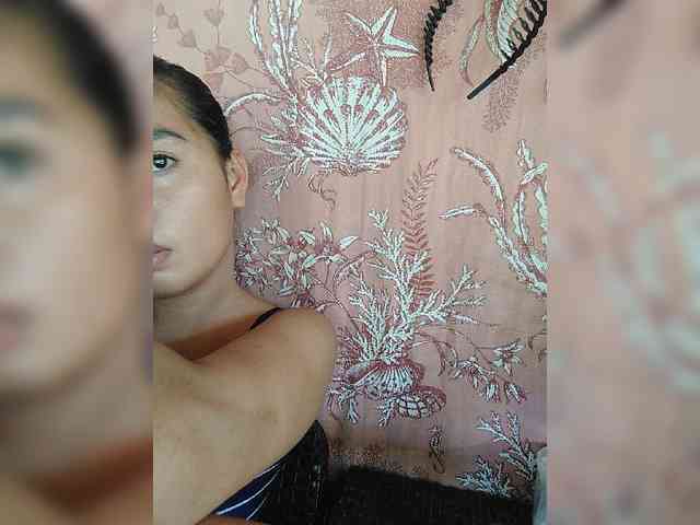 hornylittleprincess69 webcam