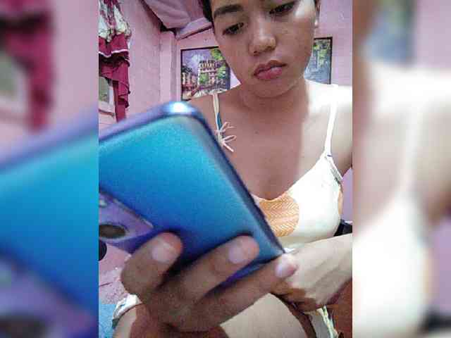 hornylittleprincess69 webcam