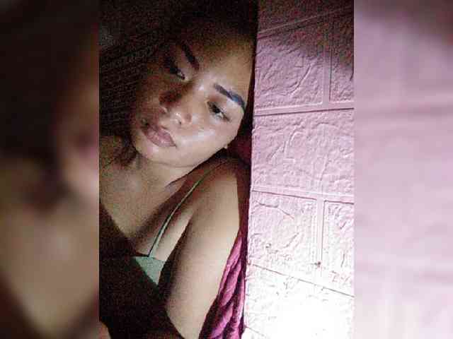 hornylittleprincess69