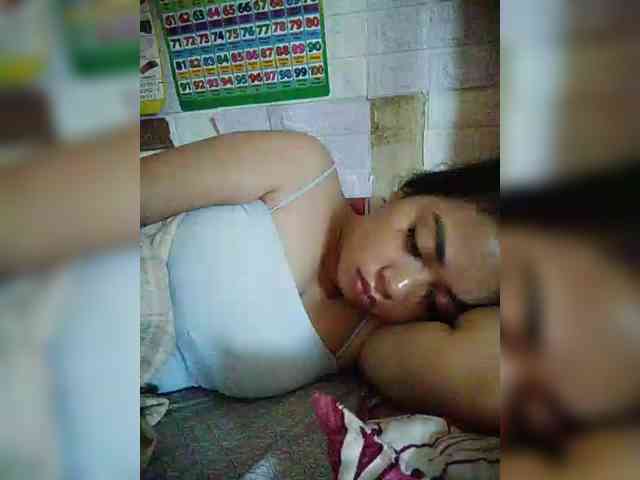 hornylittleprincess69 webcam