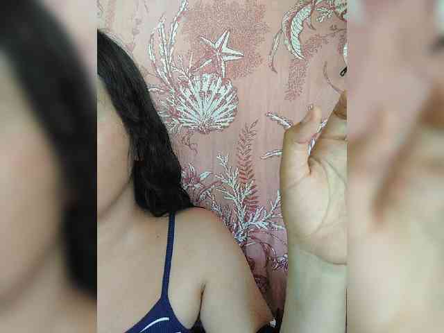 hornylittleprincess69 webcam