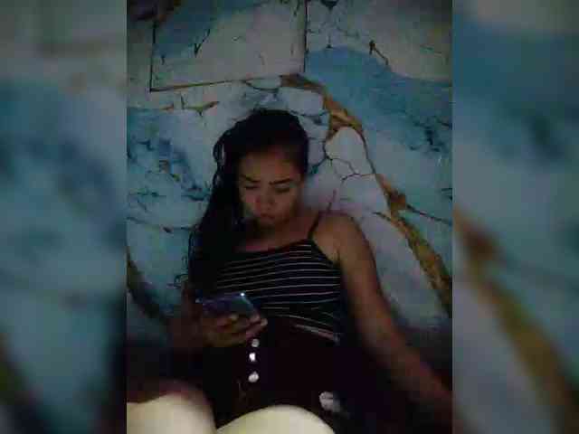 hornylittleprincess69 webcam