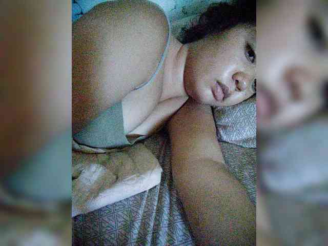 hornylittleprincess69 webcam