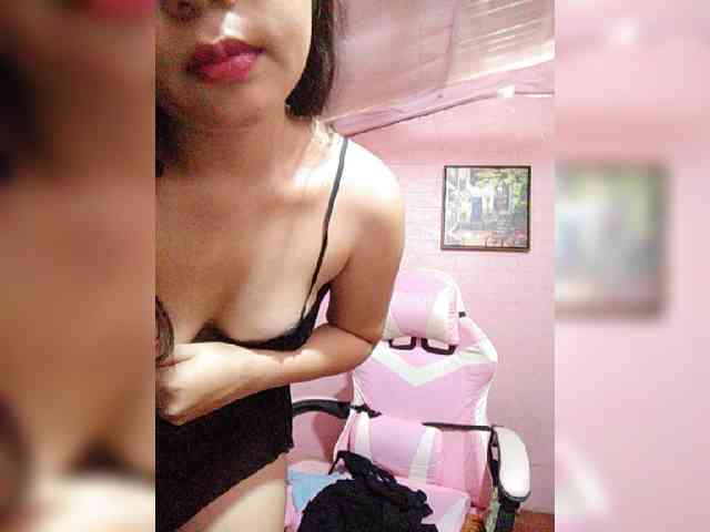 hornylittleprincess69 webcam