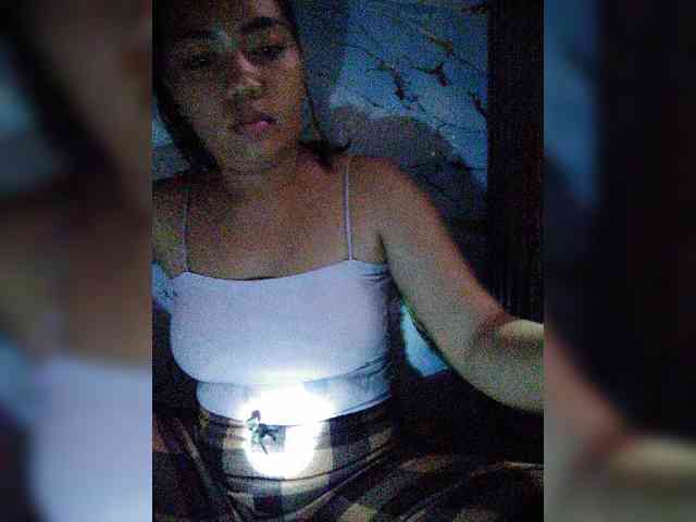 hornylittleprincess69 webcam