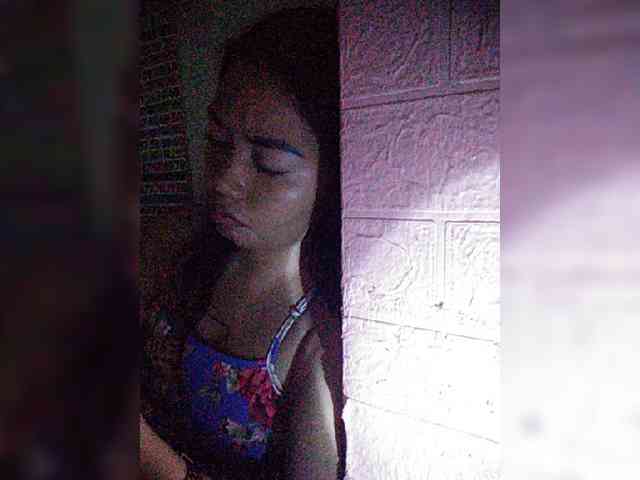 hornylittleprincess69 webcam
