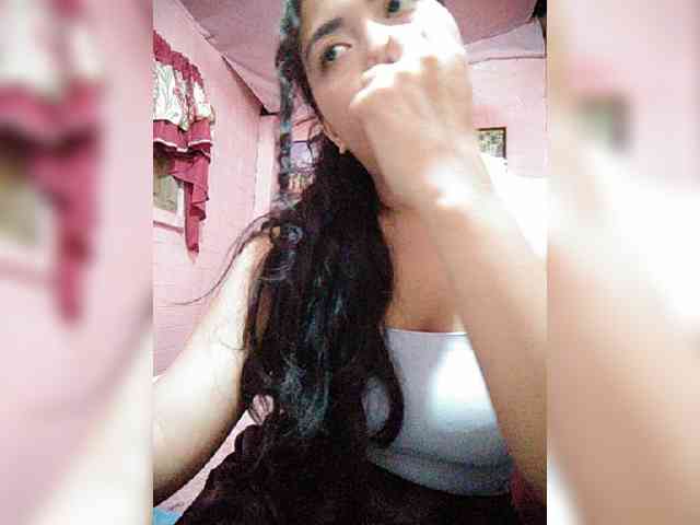 hornylittleprincess69 webcam