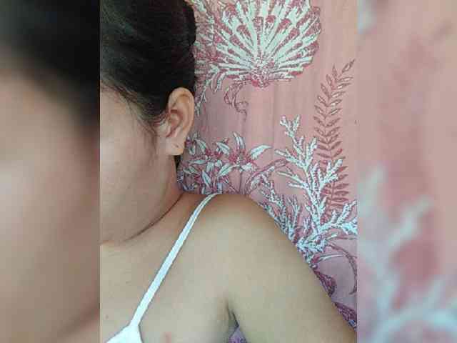 hornylittleprincess69 webcam