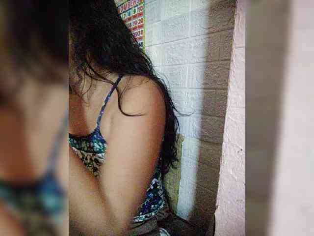 hornylittleprincess69 webcam