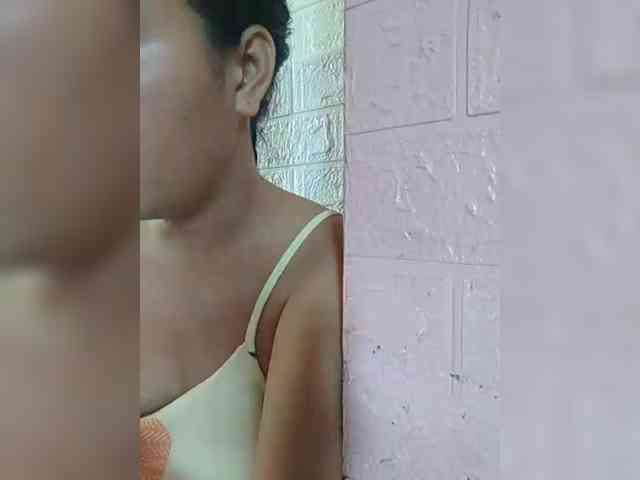hornylittleprincess69