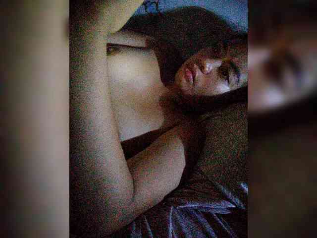 hornylittleprincess69 webcam