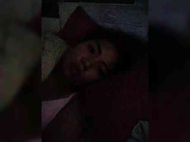 hornylittleprincess69 webcam