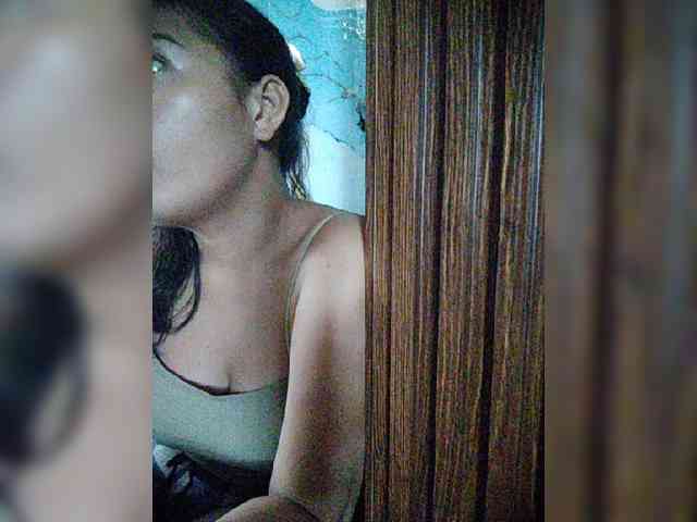 hornylittleprincess69 webcam