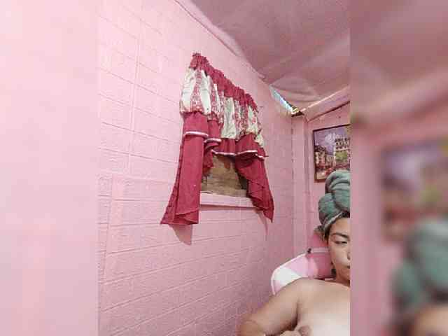 hornylittleprincess69 webcam