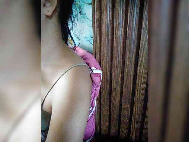 hornylittleprincess69