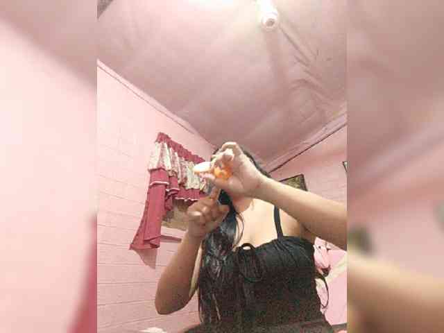 hornylittleprincess69