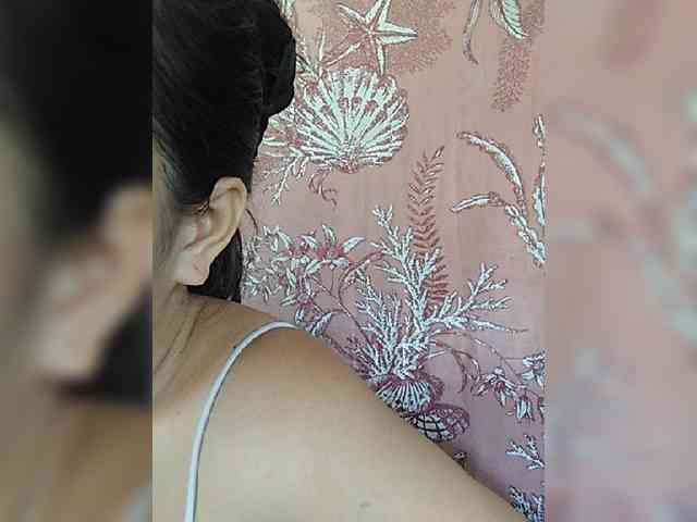 hornylittleprincess69 webcam